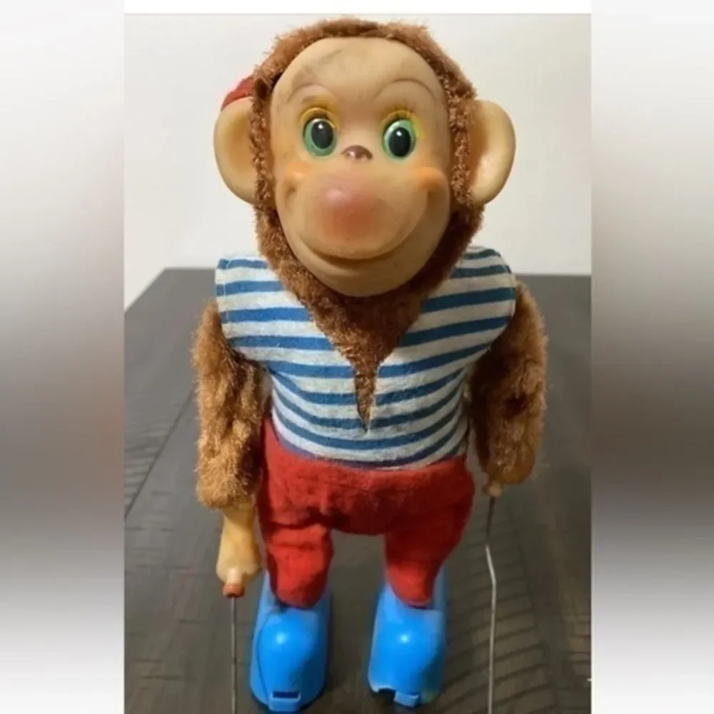 Tin Toy Vintage 1960s Japan TN Nomura Battery Operated Jump Rope Monkey Toy - Picture 1 of 8